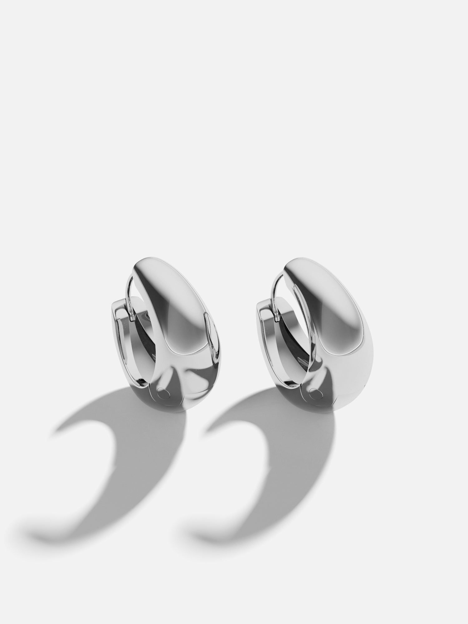 EARRINGS JUNKIE M