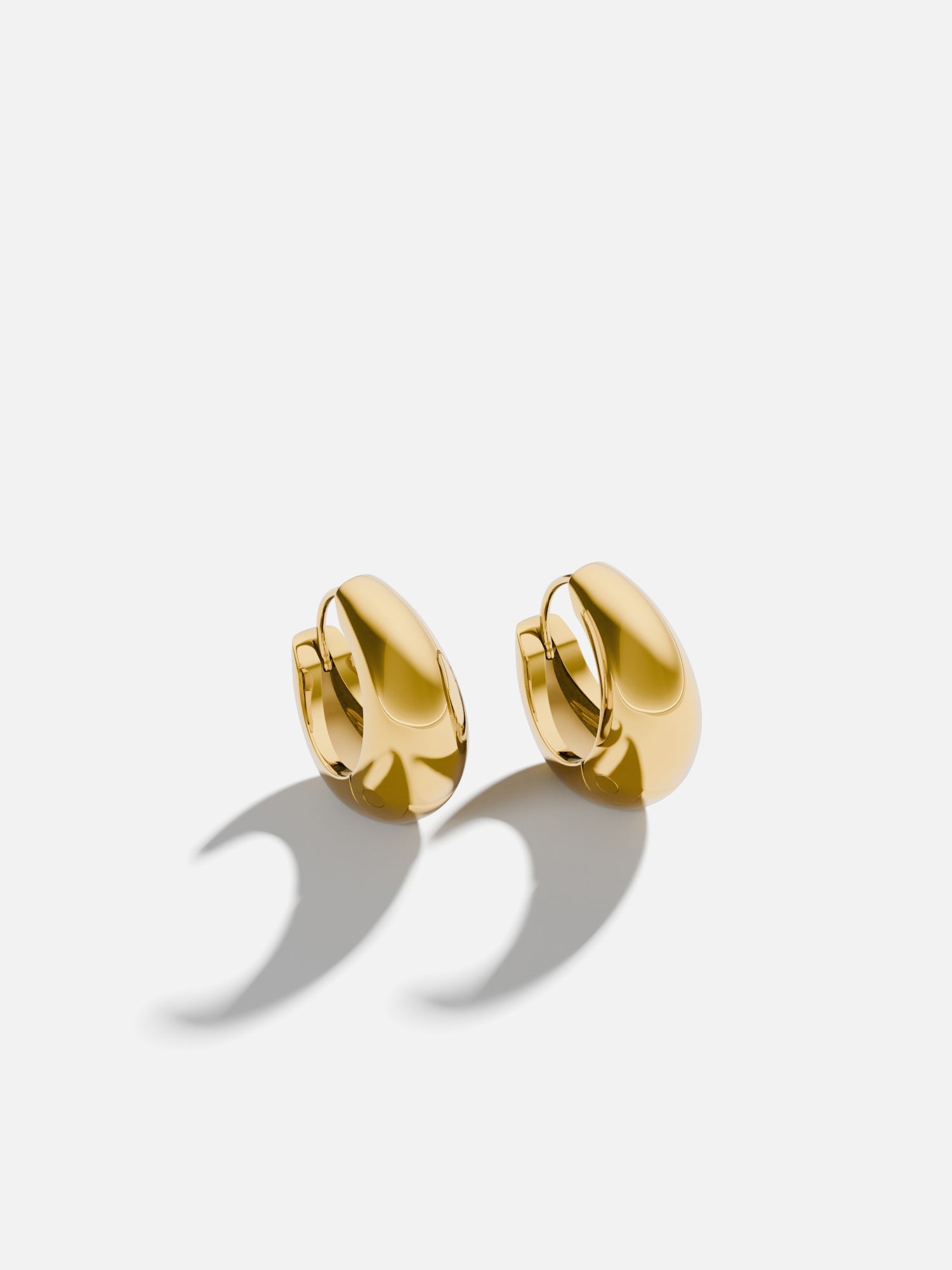 EARRINGS JUNKIE S