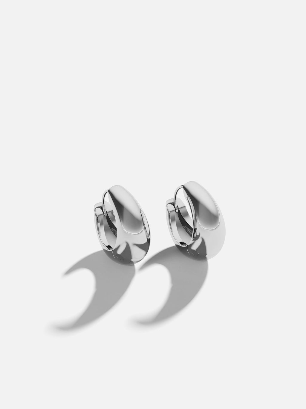 EARRINGS JUNKIE S