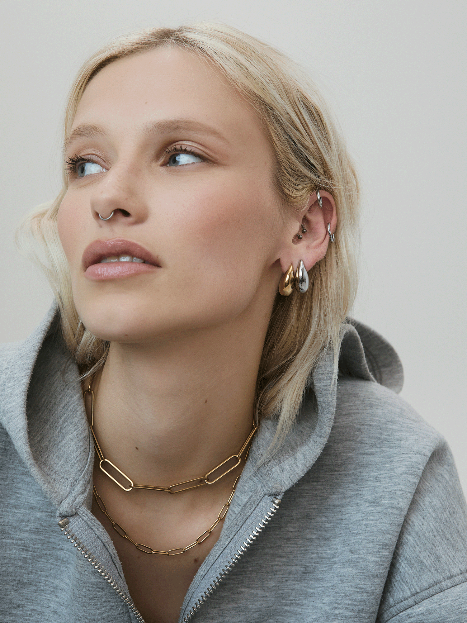 EARRINGS CLAW