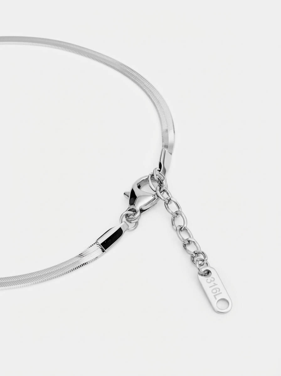 TINY SNAKE BRACELET